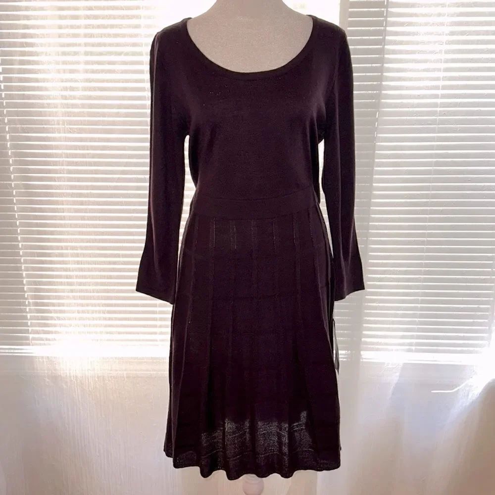 R & K M Eggplant Purple Quarter Sleeve Fine Knit Pleated Sweater Dress